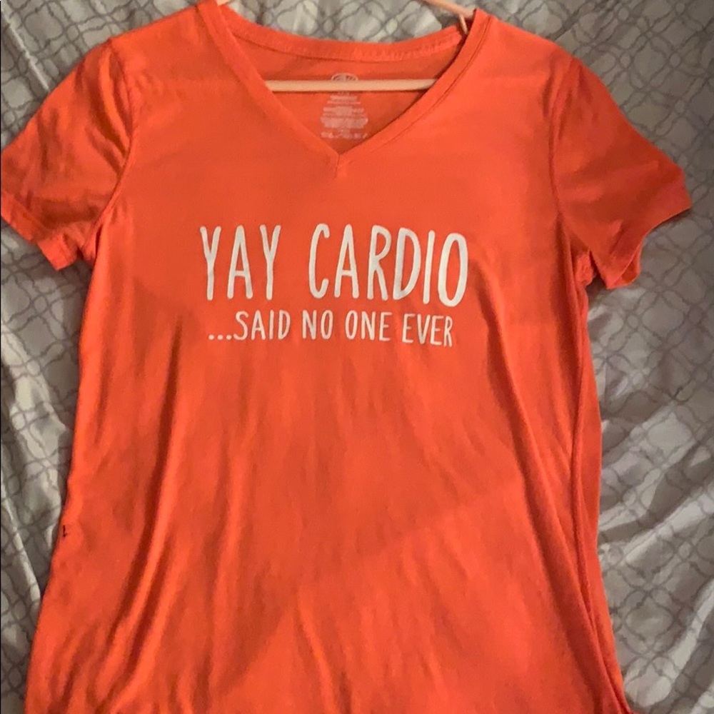 workout shirt